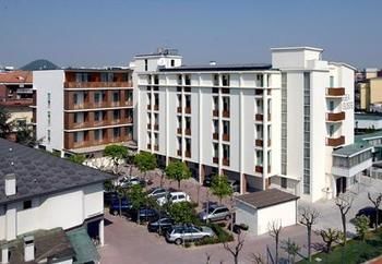 Hotel Terme Igea Suisse 3*